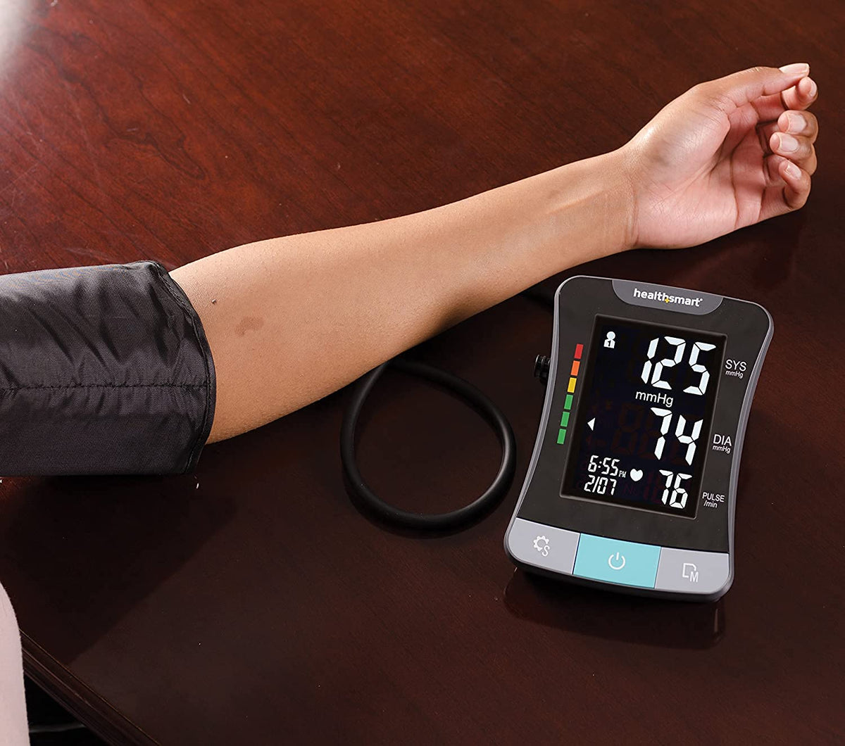 Digital Blood Pressure Monitor with Automatic Upper Arm Cuff Q571